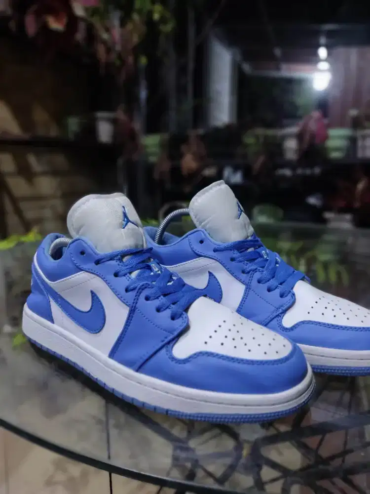 Sepatu Nike Air Jordan 1 Low