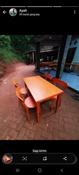 Meja kursi makan