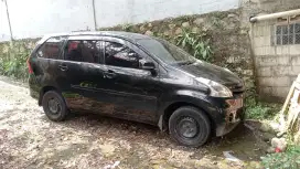 Xenia 2013 1.0 M jual cepat