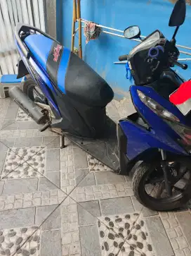 Vario kzr 125,pajak hidup, surat 2 lengkap, tgn pertama dari baru