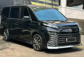 DP 11jt New Voxy 2022 Hitam 2.0 cvt matic toyota bs TT