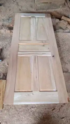 Pintu dan kusen