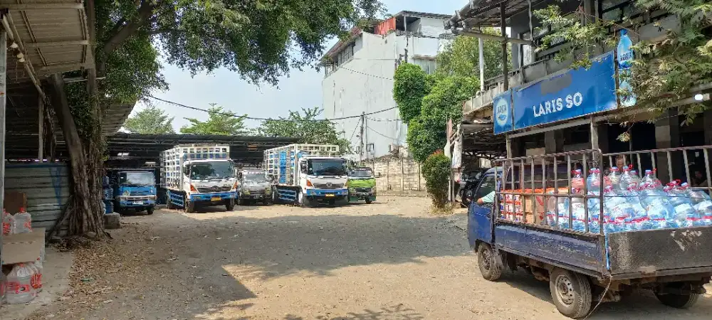 Lowongan sopir, kenek dan gudang agen aqua Pekayon