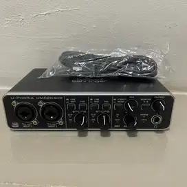 Soundcard Behringer UMC204HD USB Audio Interface Termurah