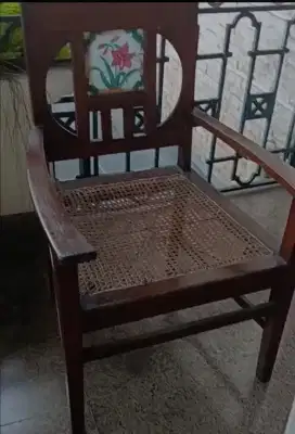 Set kursi tamu betawi dengan kombinasi keramik, sangat langka