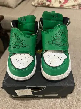 Nike Sky Jordan 1 Kids Original