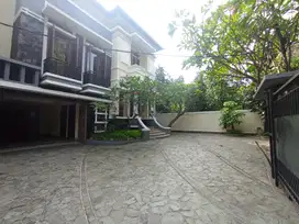 Dijual rumah menteng jl cokroaminoto dekat sarinah jl. Jaksa 629 m