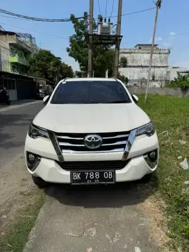 Toyota Fortuner VRZ AT 2016 Putih