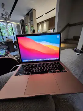 Macbook Air Retina 13 inch core i3 256gb