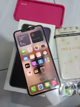 iPhone xs max 64 GB silver