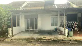 Rumah 1 Lantai di Grande Karawaci Binong Tangerang 1K90005V