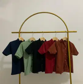 Kemeja anak laki laki lengan pendek bahan adem slim fitting murah