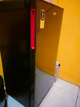 Kulkas AQUA 1 Pintu