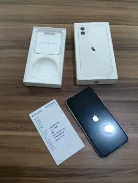 iPhone 11 128gb seken lengkap dan masih bagus banget