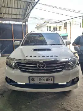 Fortuner 2.5 G VNT SOLAR 2012