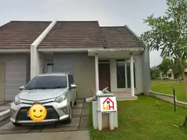 DIJUAL RUMAH SUVARNA SUTERA CLUSTER INDIRA. SIAP HUNI TERMURAH