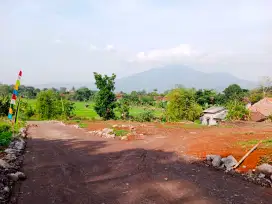 Dijual Tanah dengan View Pegunungan dan Sawah