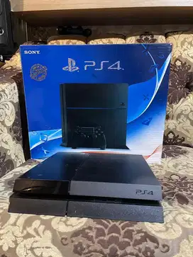 PS4 FAT FULLGAME 1TB SIAP MAIN