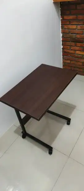 Meja laptop lipat adjustable, meja kerja, meja belajar