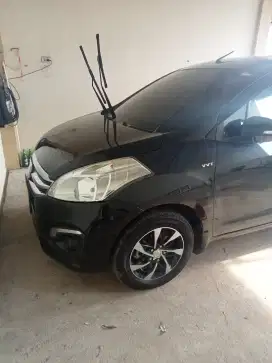Di jual mobil Ertiga istimewa