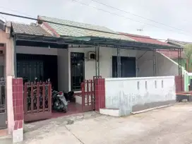 Di jual rumah second terawat luas di jakasetia bekasi