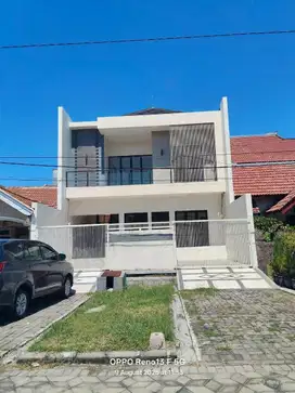 Disewakan Rumah Baru Gress Nirwana Eksekutif blok CC Wonorejo Rungkut