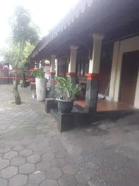Di Jual Hunian Luas Nan Nyaman Bangunan Oke Dekat Purwomartani