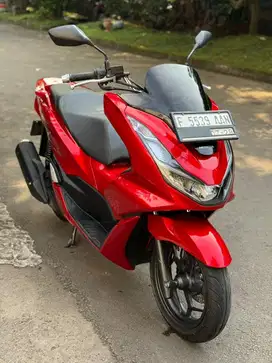 Honda PCX 160 CBS Thn 2023 F Kota Merah Glossy Mulus