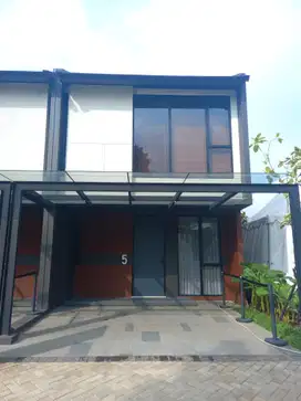 RUMAH NYAMAN 2LT STRATEGIS NEMPEL GADING SERPONG 3KT
