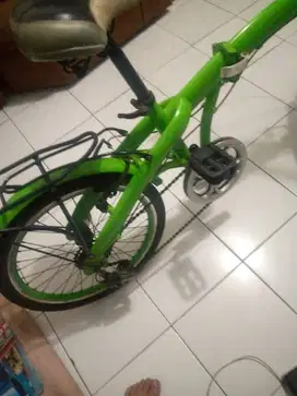 Sepeda lipat ukuran 20