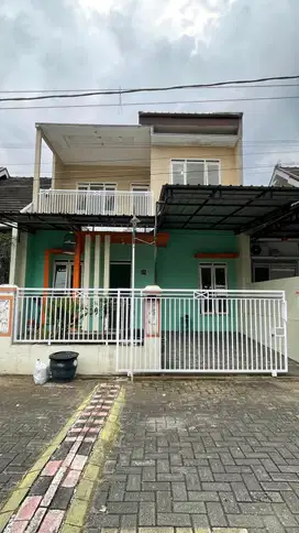 Rumah 2 Lantai Strategis Dekat Araya, Malang - NEGO SAMPAI DEAL!