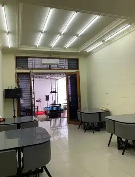 Barista Coffee Pria