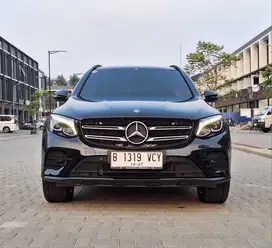 Marcedez Benz GLC200 NE AMG Line  2.0 Matic 2019 Km Low Tangan Pertama
