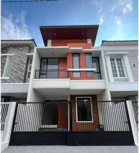 Jual Rumah Pantai Mentari Bangunan Bagus Siap Huni