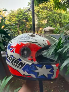 Helm nolan xlite x602