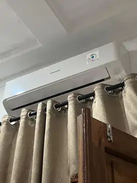 Dijual AC SHARP 1pk