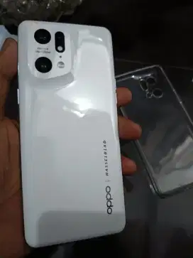 OPPO Find X5 PRO 12/256 HP & CARGER