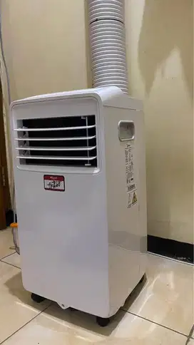 AC PORTABEL MIDEA 05 PK 1/2PK