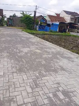 Tanah Jogja Banyuraden di  Jl. Turusan Permai 8 Menit Alun Alun Utara
