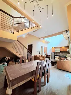 Dijual Rumah Wisma Permai dekat Unair ITS Galaxy Mall Siap Huni