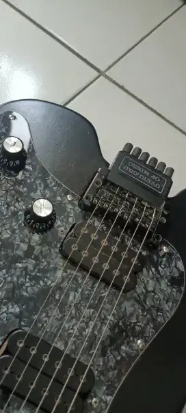 gitar headless custom