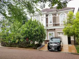 Dijual Rumah Hoek di Menteng Village, Gading Serpong