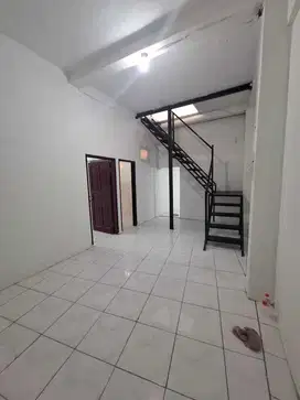 Rumah 3 Lantai Baru Renovasi Siap Huni Penjaringan Jakarta Utara