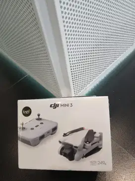 Camera Drone: DJI MINI 3
