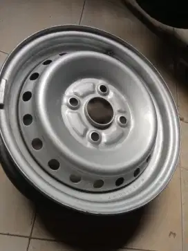 Velg kaleng ring 14 untuk Xenia/Agya copotan orisinil kondisi no minus