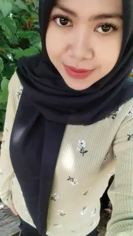 Cari kerja art/momong/jaga toko