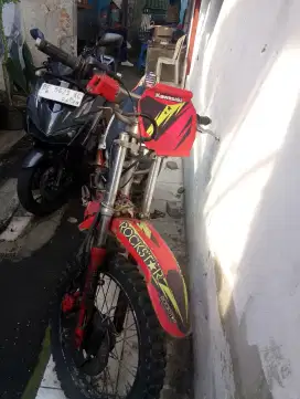 Dijual Suzuki shogon Modif trail, edisi gak kepakai