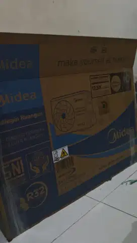 AC Midea Inverter 1/2 PK