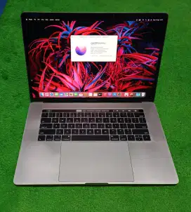 Apple MacBook Pro 2016 15 inch i7 16/512 Grey Touchbar Dual VGA Murah