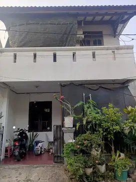 DIJUAL – Rumah 2 Lantai Siap Huni & Bebas Banjir